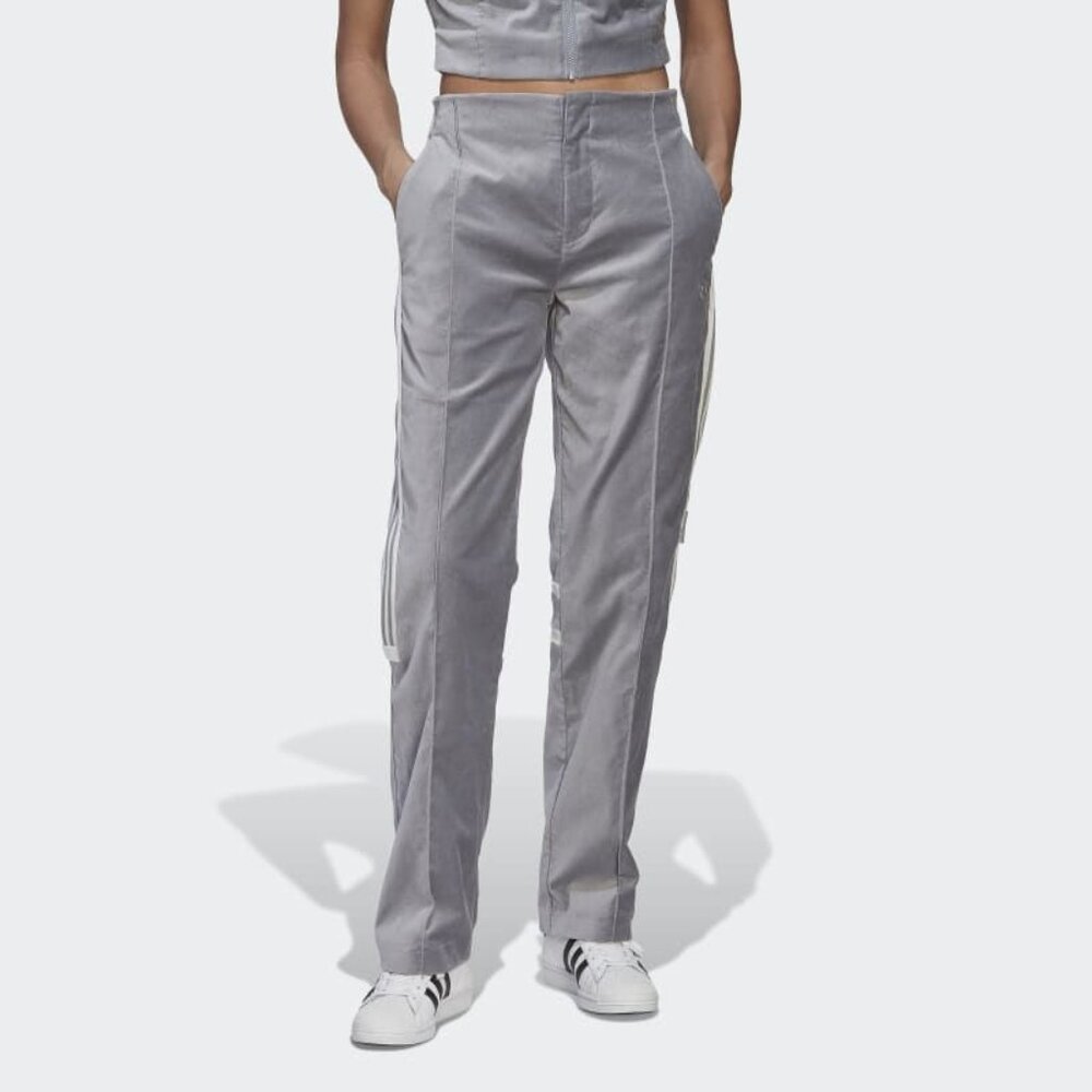 adidas Women Blue Version Challenger Pant HN1002 Retail:$300